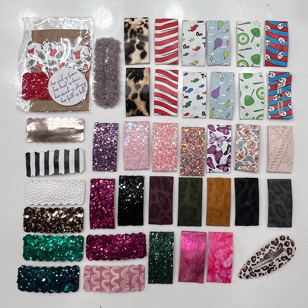 Lot of 41 girls women’s hair clips faux leather